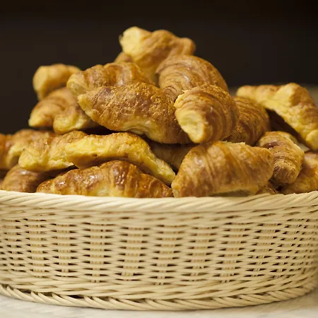 John's Hotel Chalkida